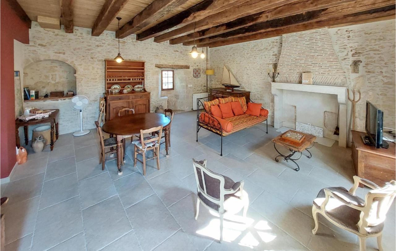Les Lumas Villa Taize-Aizie Bagian luar foto